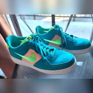 Men's Nike Air Force 1 '07 LV8 (Oracle Aqua/Washed Coral/White/Ghost Green) 12US